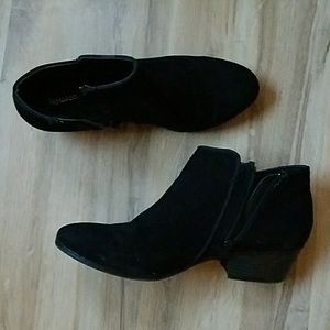 Style & Co. Black booties